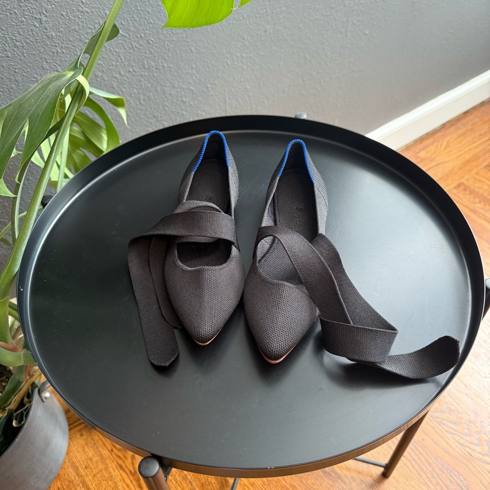 Rothy's Elegant Black Flats with Bow - Picture 4 of 6